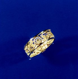 Filigrangoldschmuck Ring aus 750er Gelbgold mit Brillant (R36) 